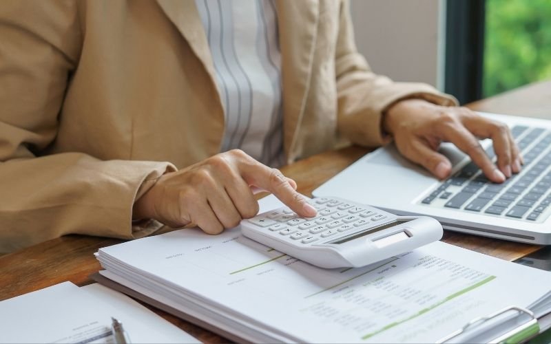 Work Hours Calculator – Employee Hours Calculator